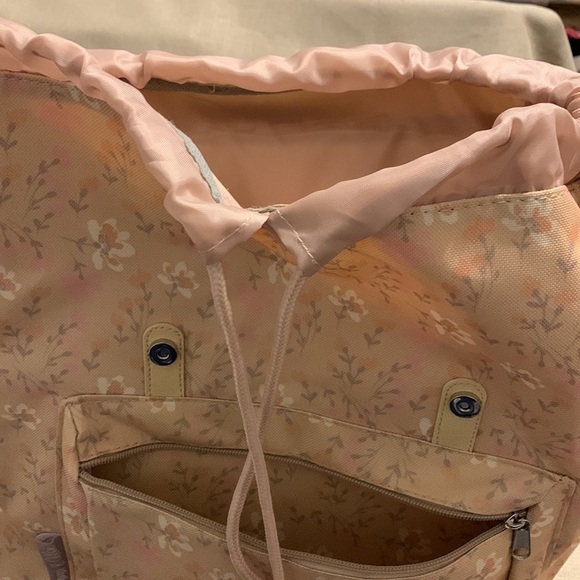 Emma & Chloe Backpack - Picture 5 of 8